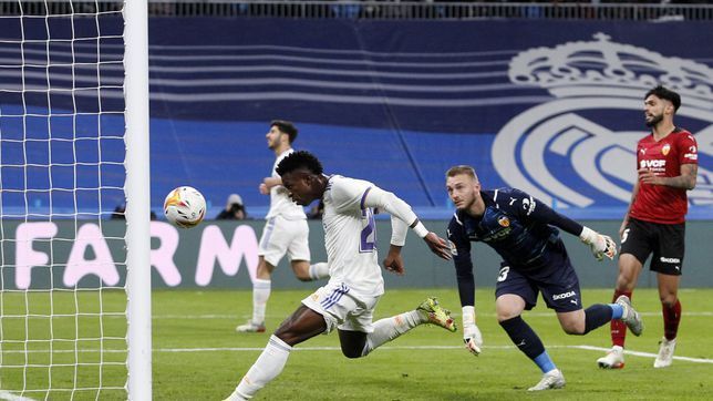  摩纳哥青春风暴席卷赛场，法甲新锐势力强势崛起